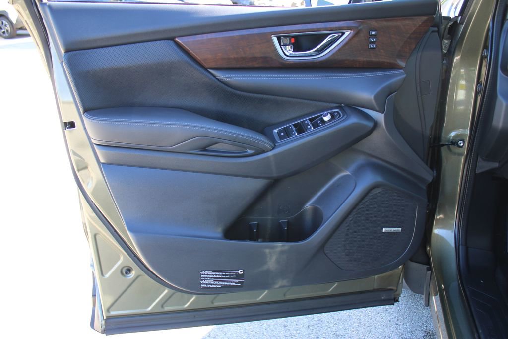 Used 2025 Subaru Ascent Touring AWD/4WD image 9