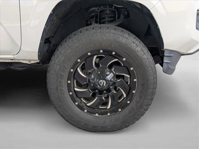 Used 2018 Toyota Tacoma SR w/ SR Convenience Package image 13