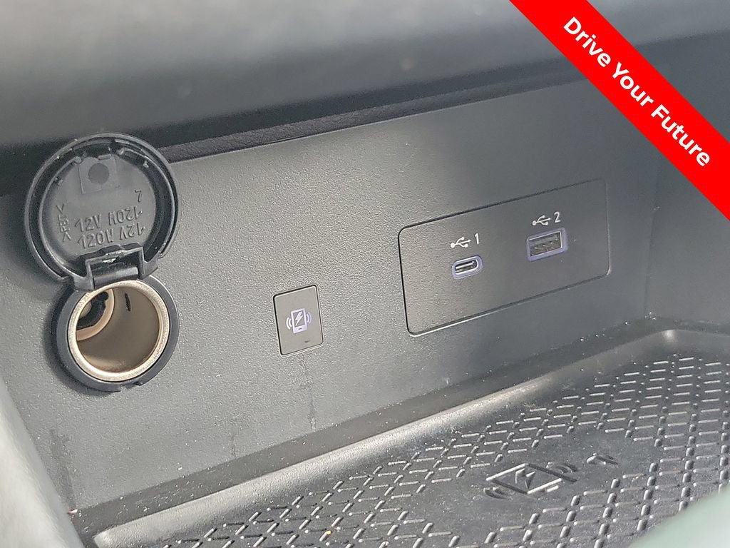 Certified 2025 Nissan Pathfinder SL FWD image 12