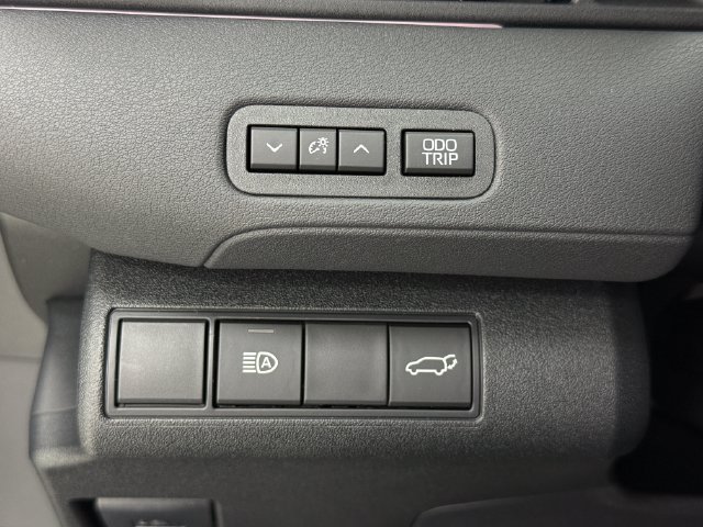 New 2026 Toyota C-HR AWD/4WD image 14