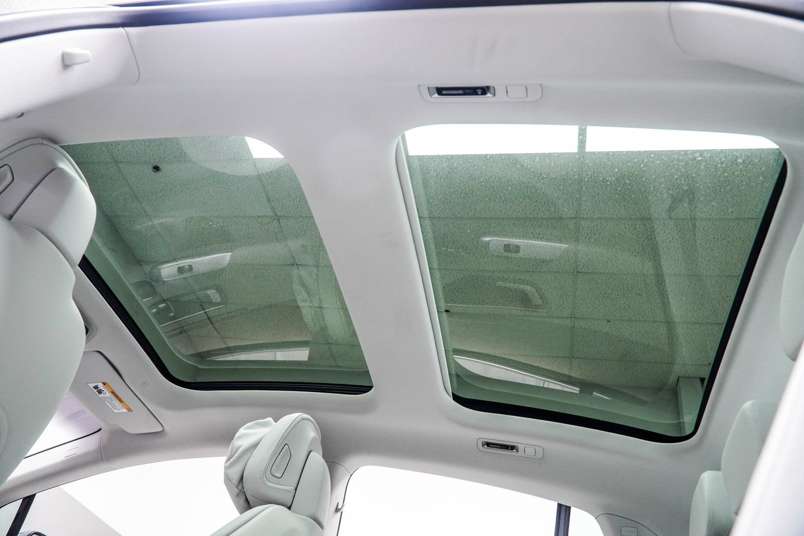 Used 2025 Mercedes-Benz EQE 500 4MATIC Sedan image 42