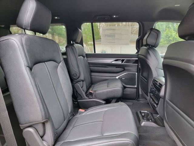 New 2026 Jeep Grand Wagoneer L Limited AWD/4WD image 23