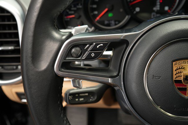 Used 2018 Porsche Cayenne Platinum Edition AWD/4WD image 31