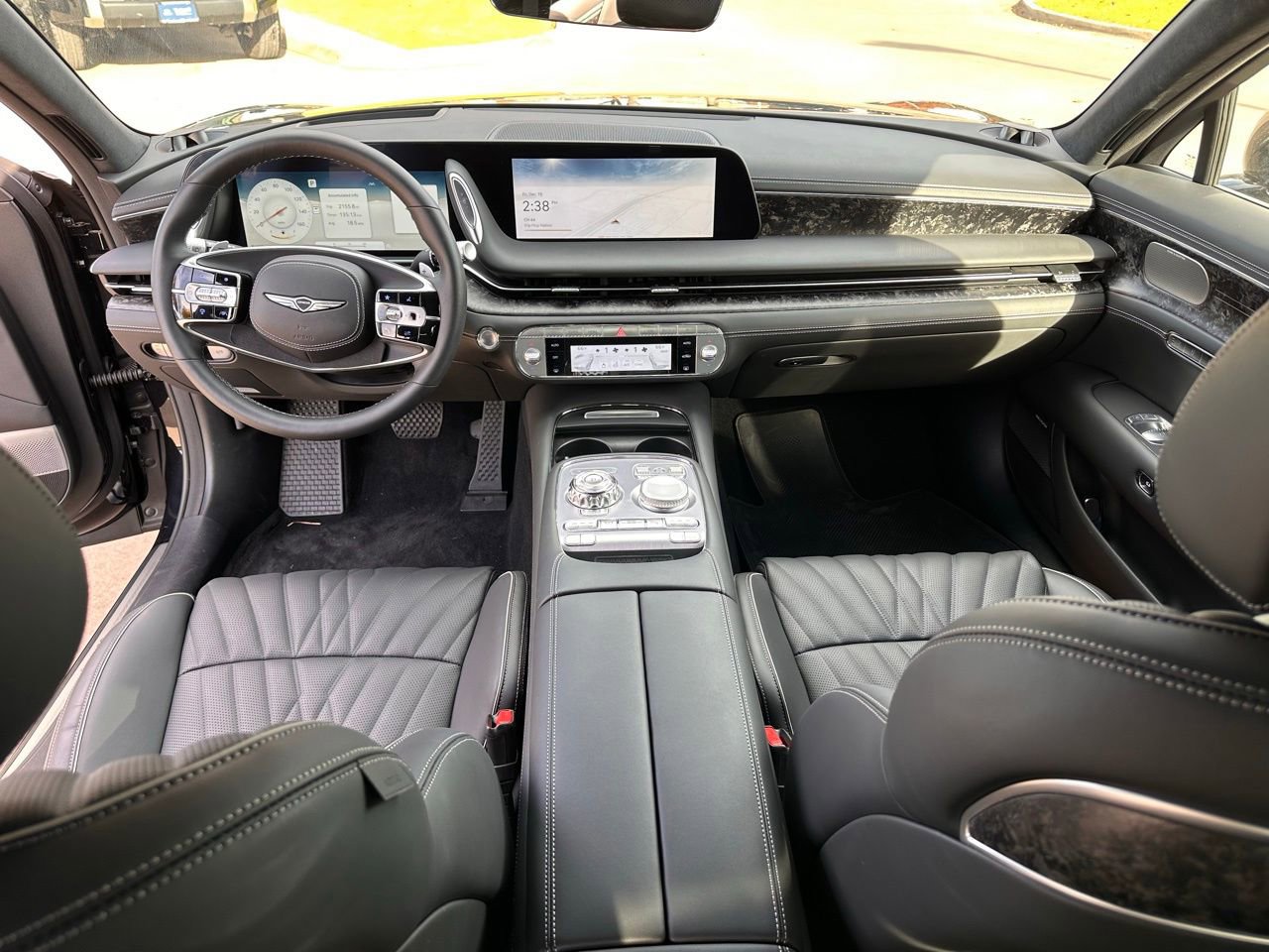 Used 2025 Genesis G90 3.5T image 20