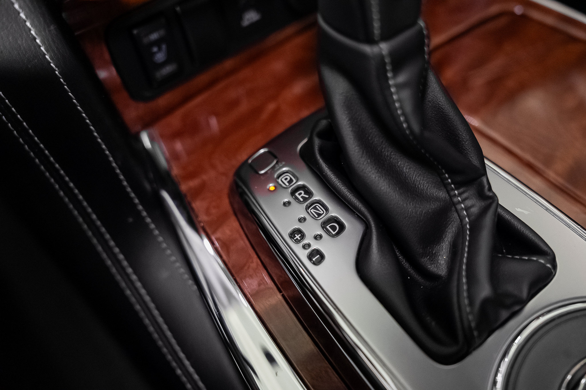 Used 2019 INFINITI QX80 Luxe w/ Proassist Package RWD image 51