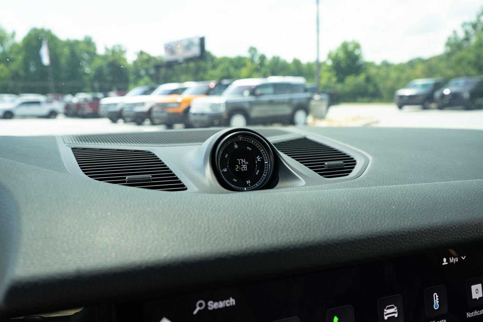 Used 2024 Porsche Cayenne S AWD/4WD image 49