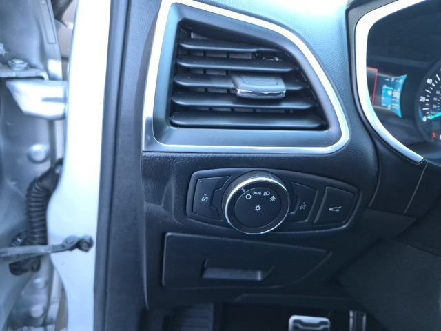Used 2016 Ford Edge Sport w/ Equipment Group 401A AWD/4WD image 21