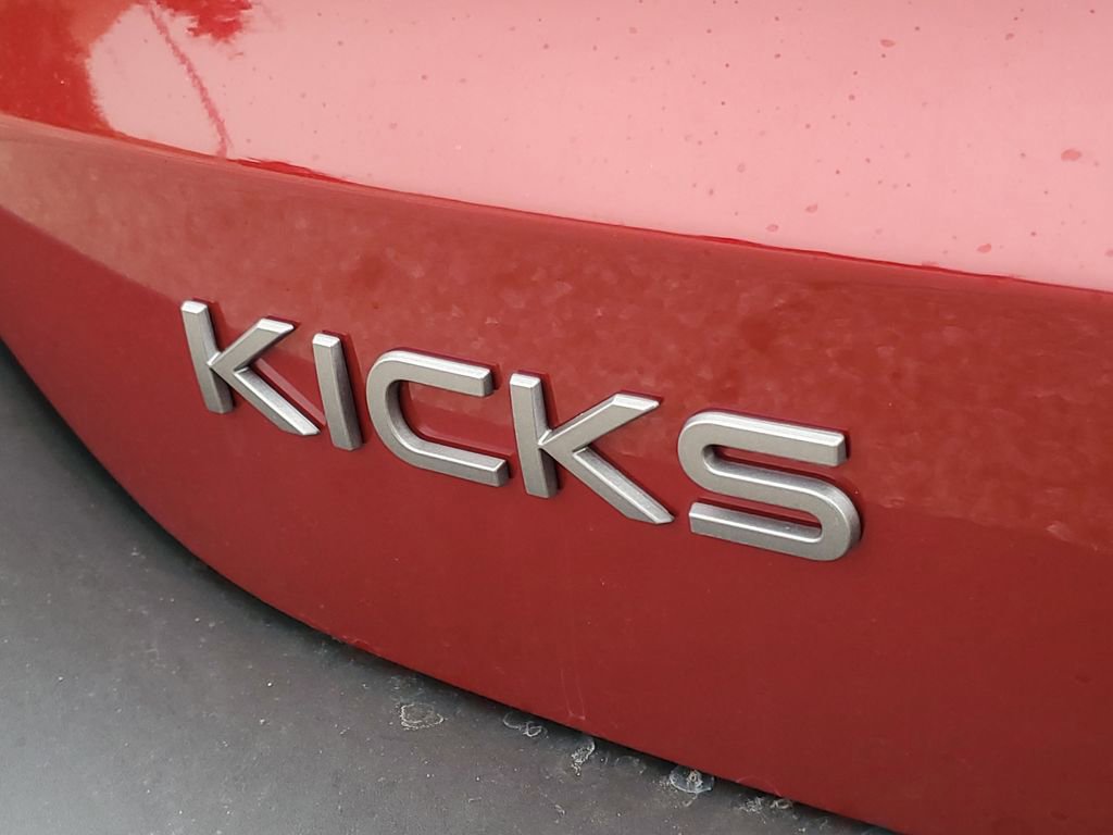 New 2026 Nissan Kicks SV w/ Cold Weather Package AWD/4WD image 6
