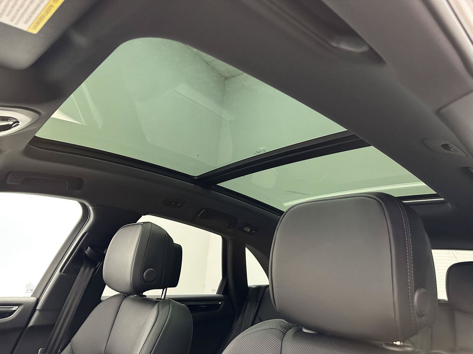 New 2026 Porsche Macan AWD/4WD image 21