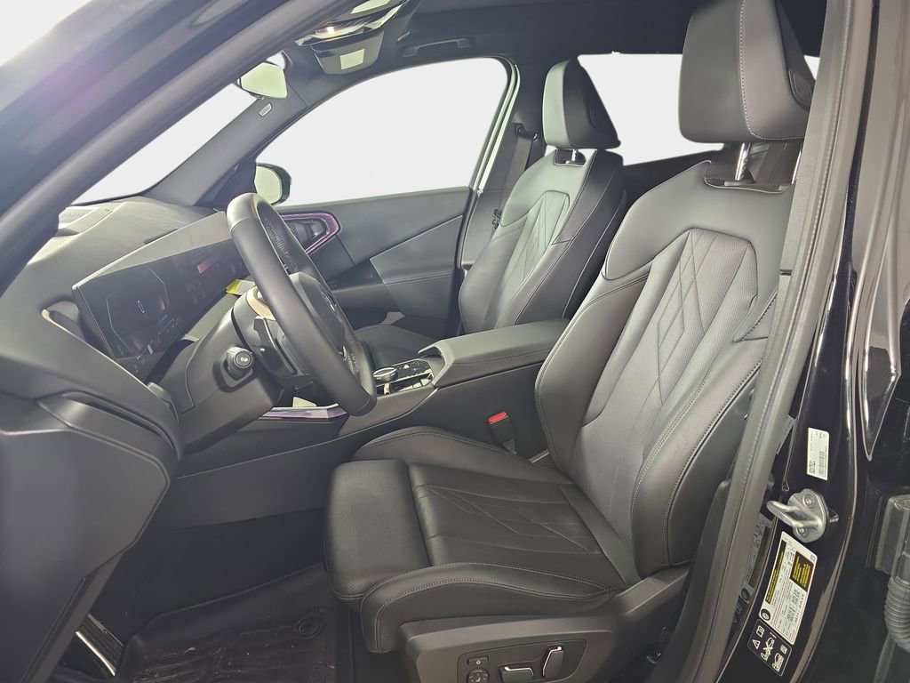 Certified 2025 BMW X3 xDrive30i w/ Convenience Package image 15