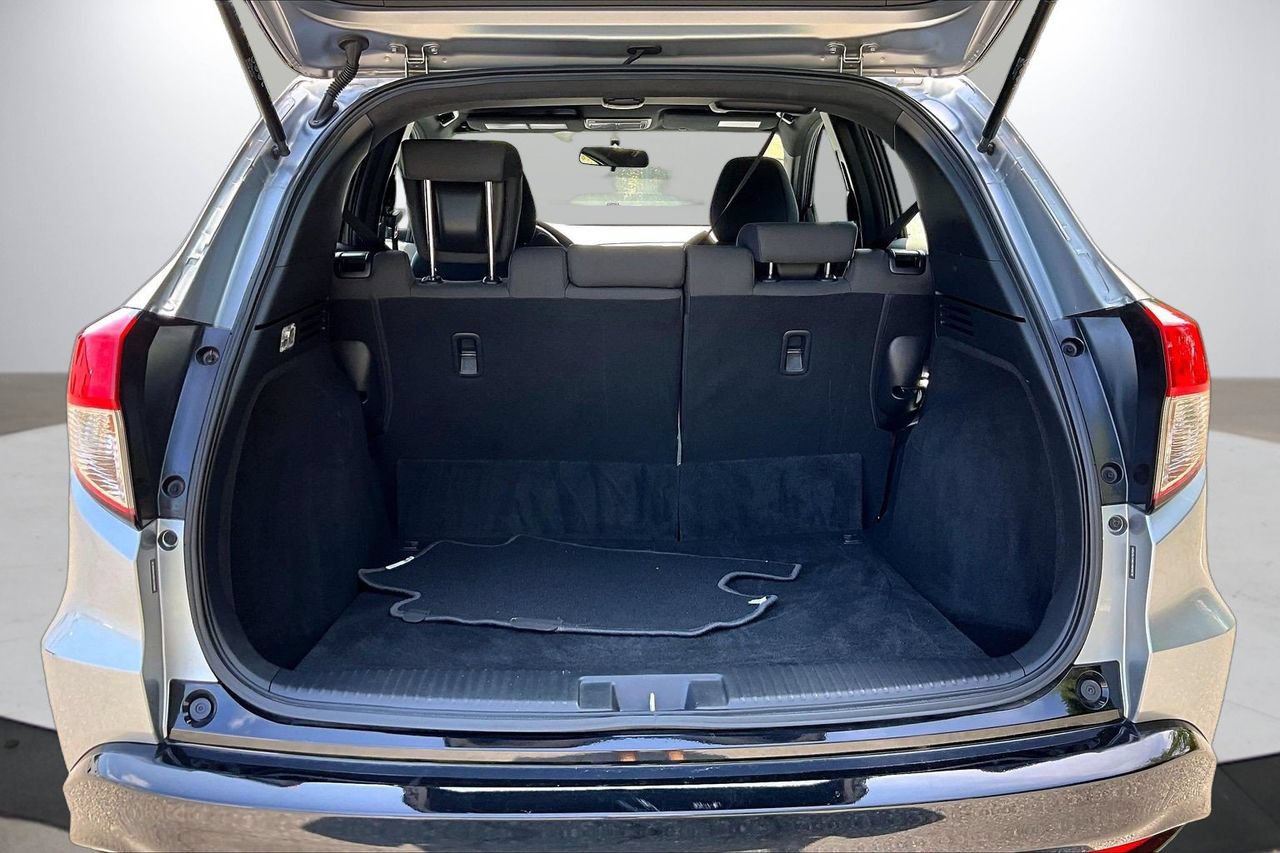 Used 2019 Honda HR-V Sport image 24