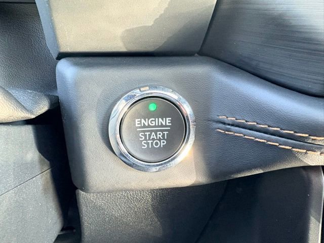 Used 2024 Ford Expedition Max Platinum AWD/4WD image 34