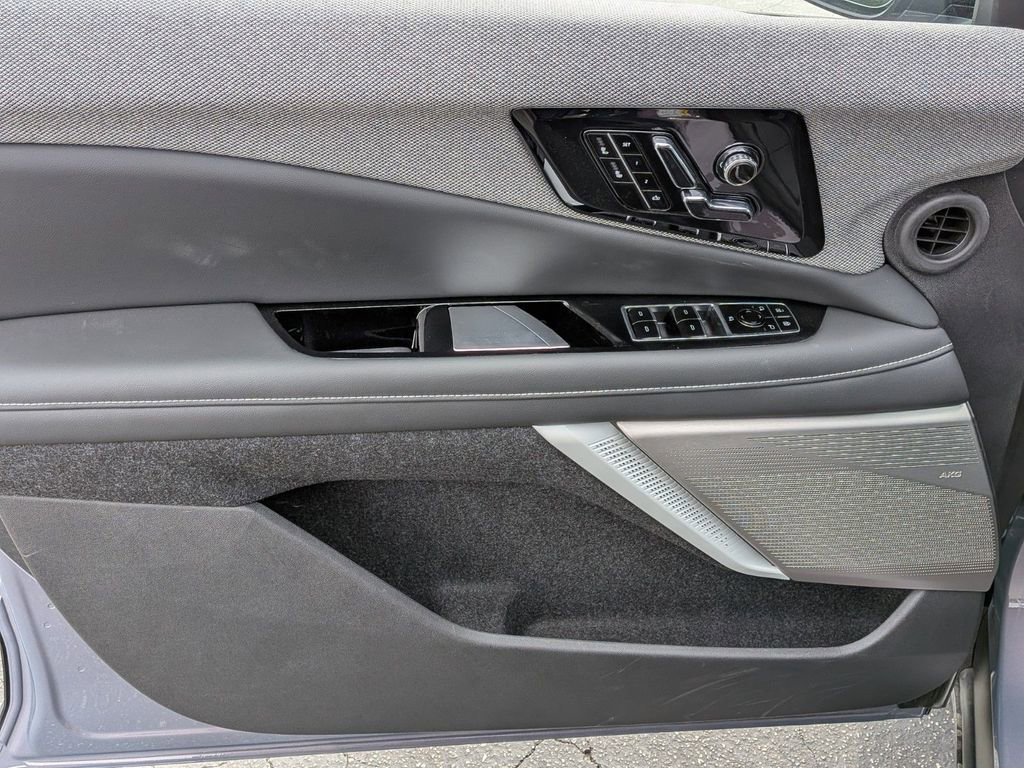 New 2026 Cadillac Optiq Luxury 1 RWD image 10