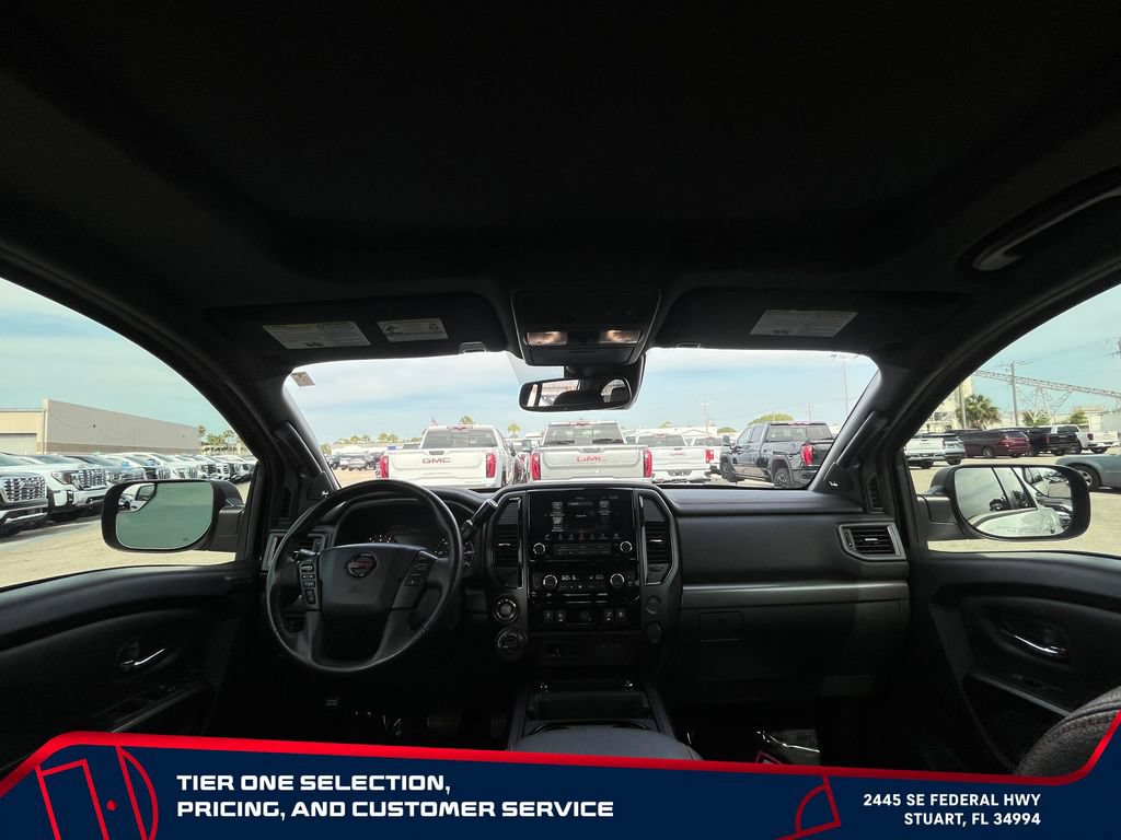 Used 2021 Nissan Titan PRO-4X w/ Pro-4x Convenience Package AWD/4WD image 14