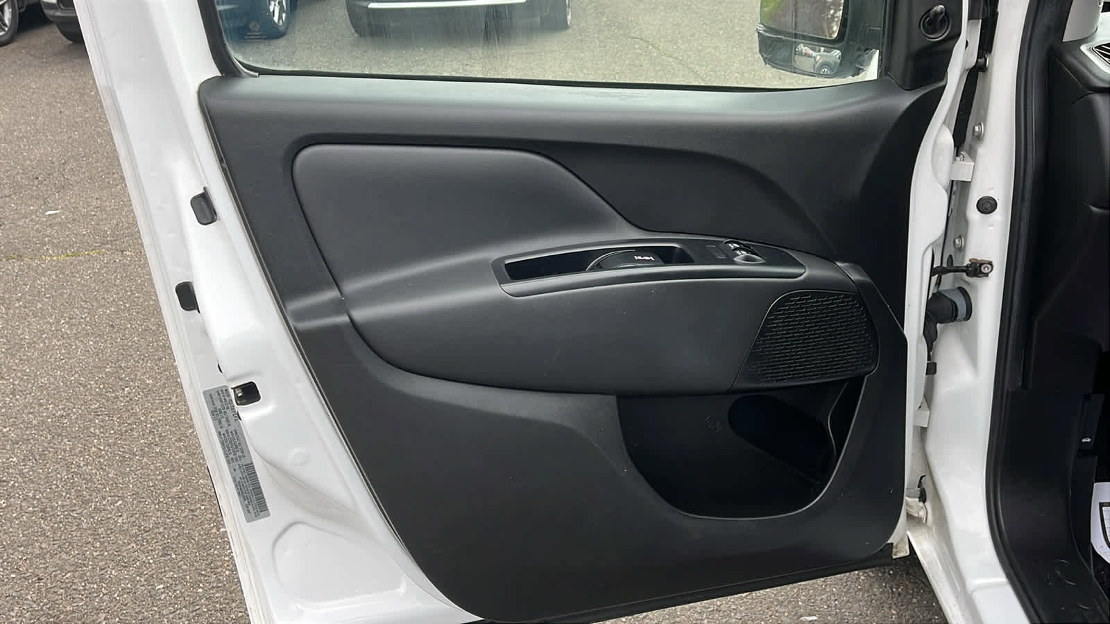 Used 2017 RAM ProMaster City Tradesman w/ Rear Back-up Camera Group FWD image 9