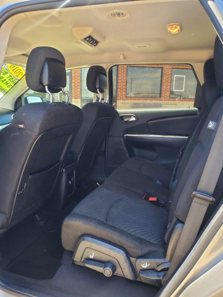 Used 2016 Dodge Journey SXT FWD image 15