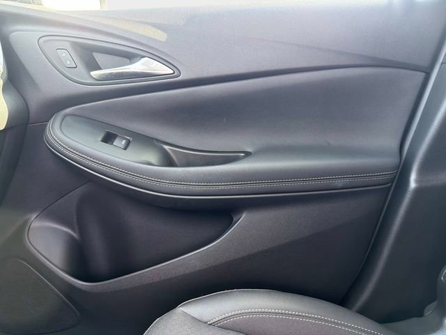 Used 2024 Buick Encore GX Preferred w/ Comfort Package FWD image 22