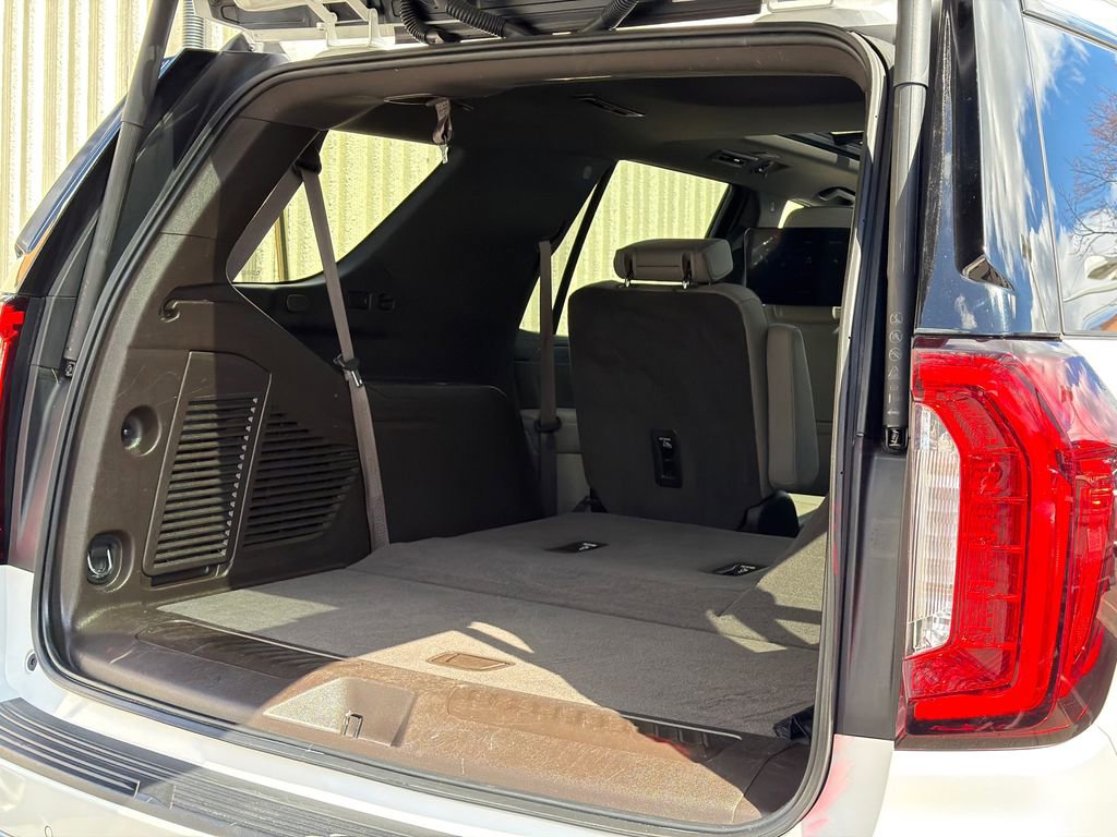 Used 2021 GMC Yukon SLT w/ SLT Luxury Plus Package AWD/4WD image 9
