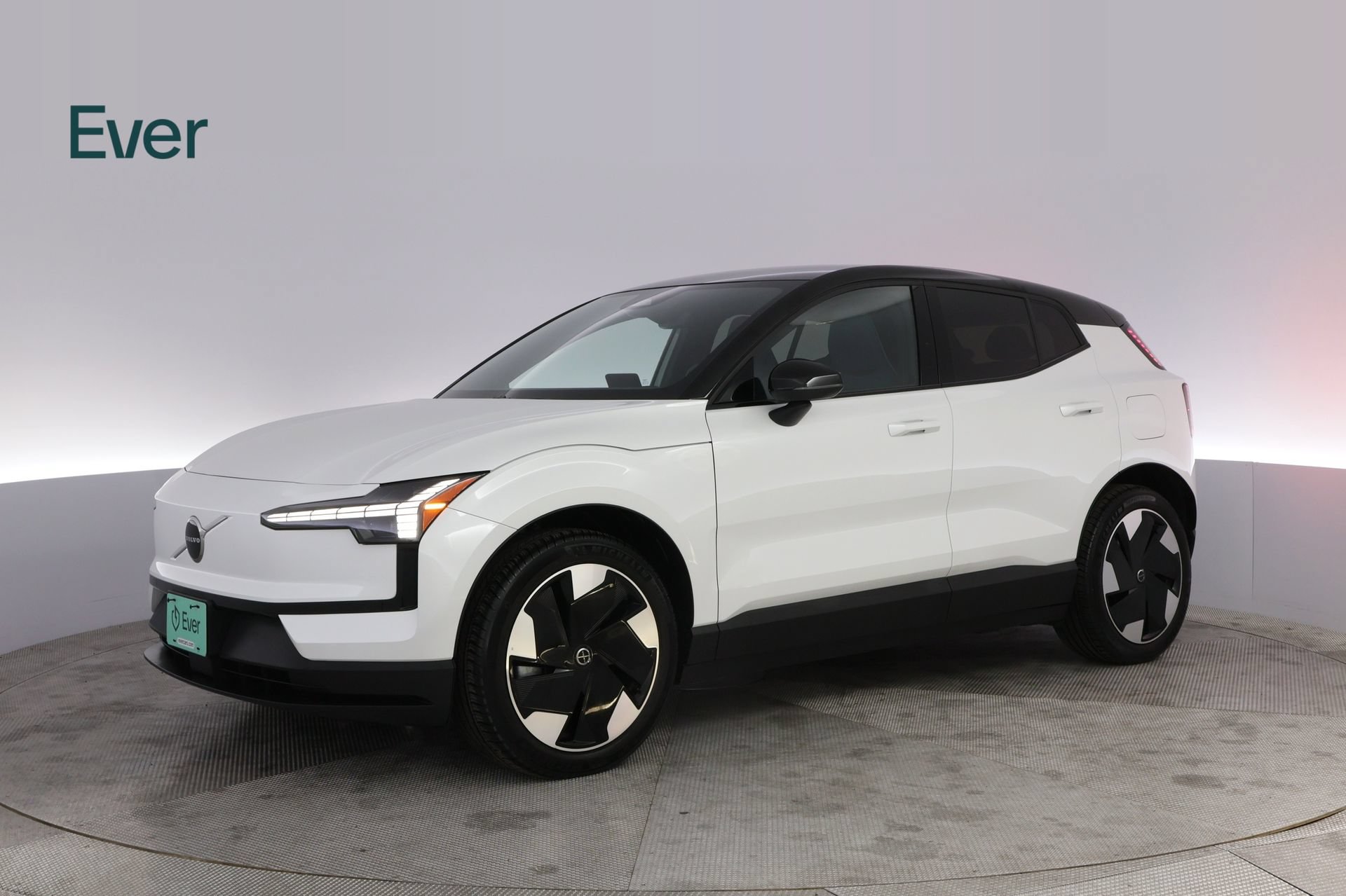 Used 2025 Volvo EX30 Plus w/ Protection Package Premier AWD/4WD image 18