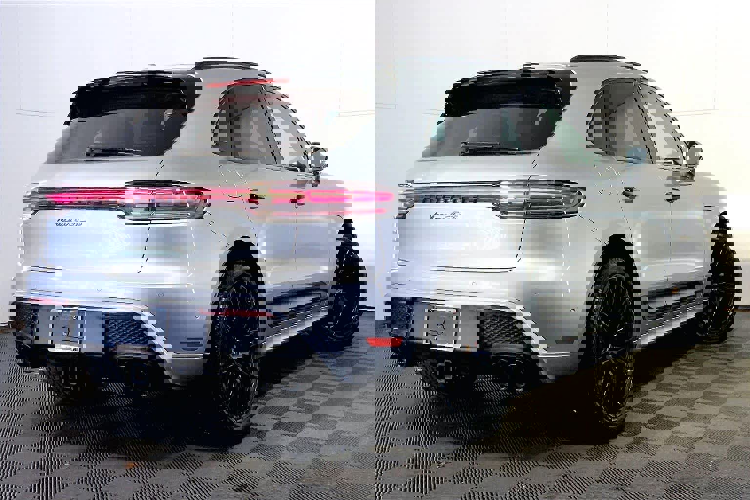 Used 2022 Porsche Macan GTS image 7