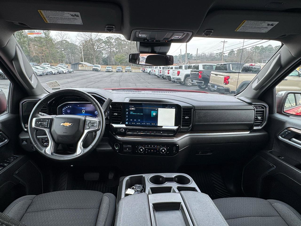 Used 2025 Chevrolet Silverado 1500 LT AWD/4WD image 18