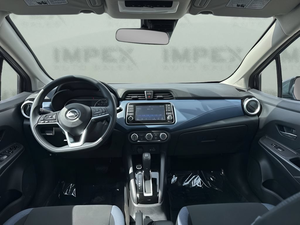 Used 2025 Nissan Versa SV FWD image 11