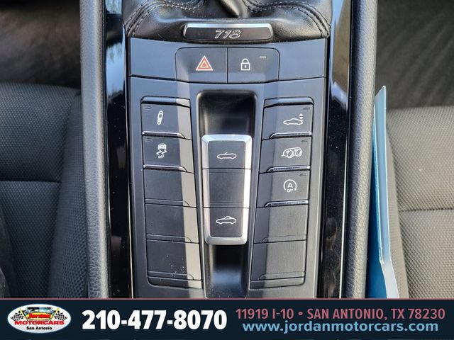 Used 2022 Porsche 718 Boxster RWD image 26