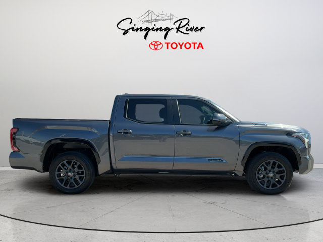 Used 2025 Toyota Tundra Platinum AWD/4WD image 8