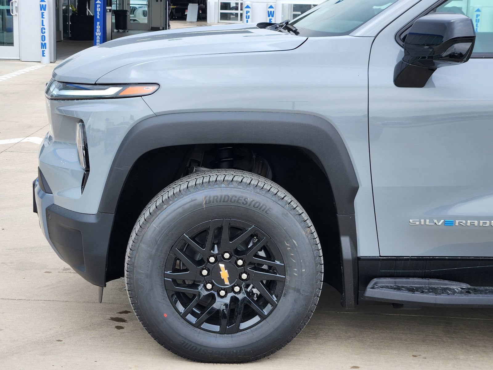 New 2026 Chevrolet Silverado EV LT AWD/4WD image 9