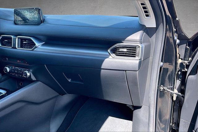 Used 2017 MAZDA CX-5 Touring image 15