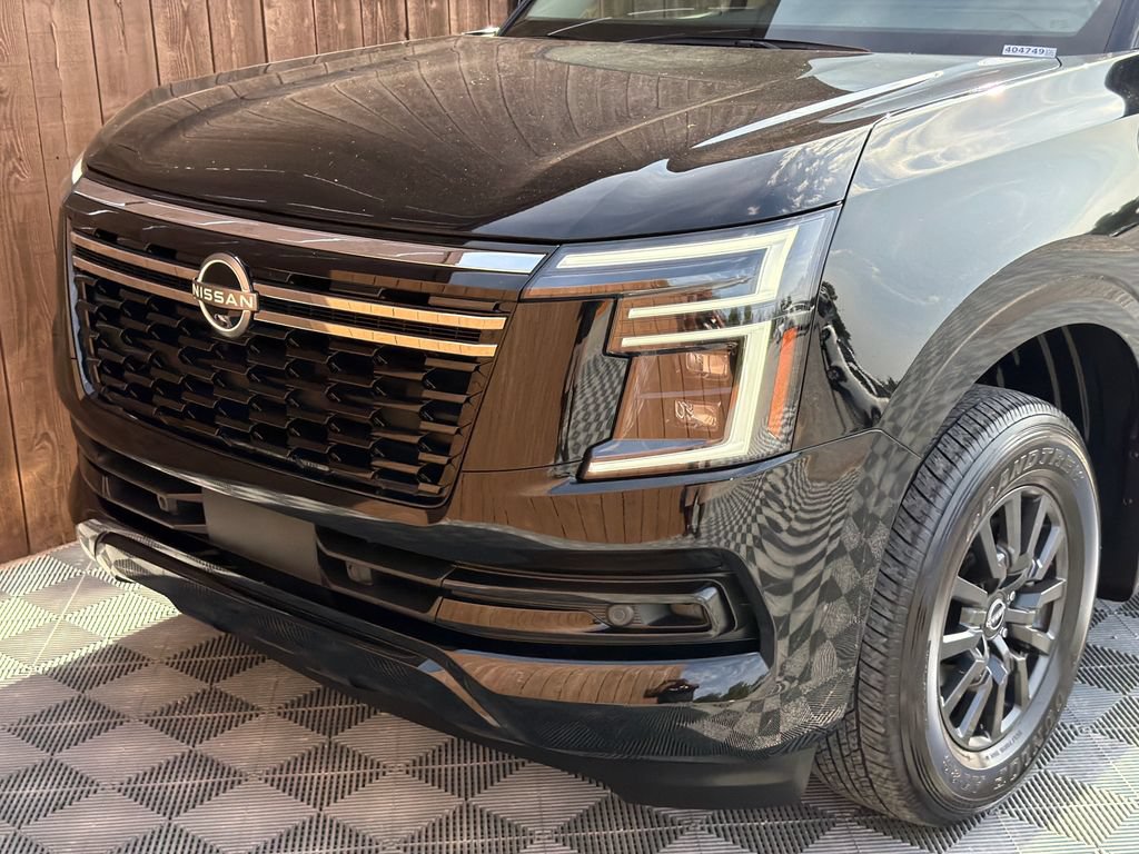 Used 2025 Nissan Armada SV AWD/4WD image 19