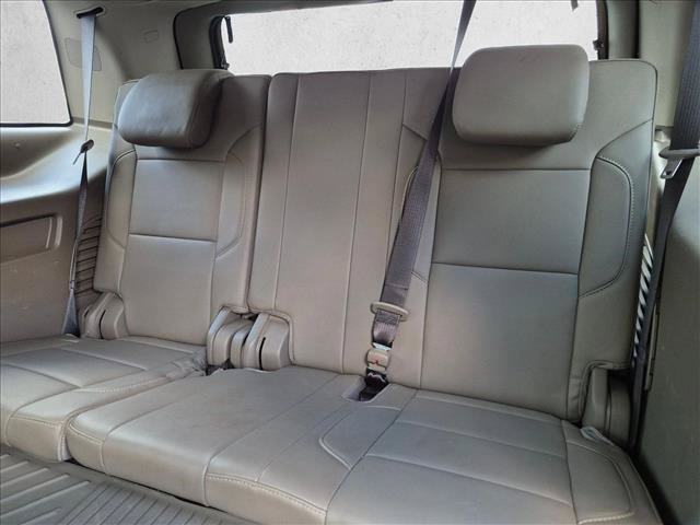 Used 2020 Chevrolet Tahoe Premier w/ Premier 6.2L Value Package AWD/4WD image 16
