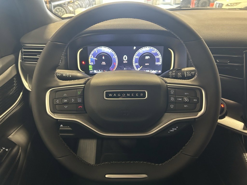 New 2025 Jeep Wagoneer L Series II image 8