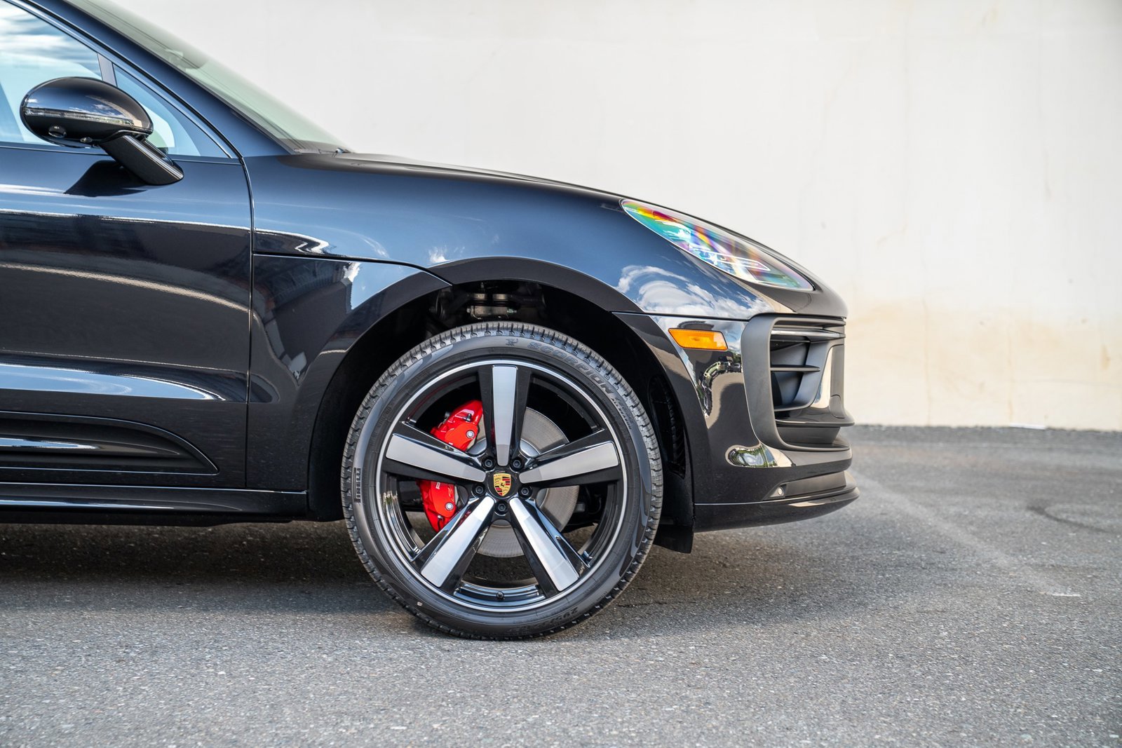 New 2025 Porsche Macan S image 9