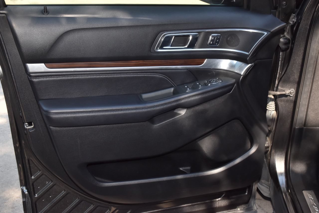 Used 2018 Ford Explorer Limited FWD image 35