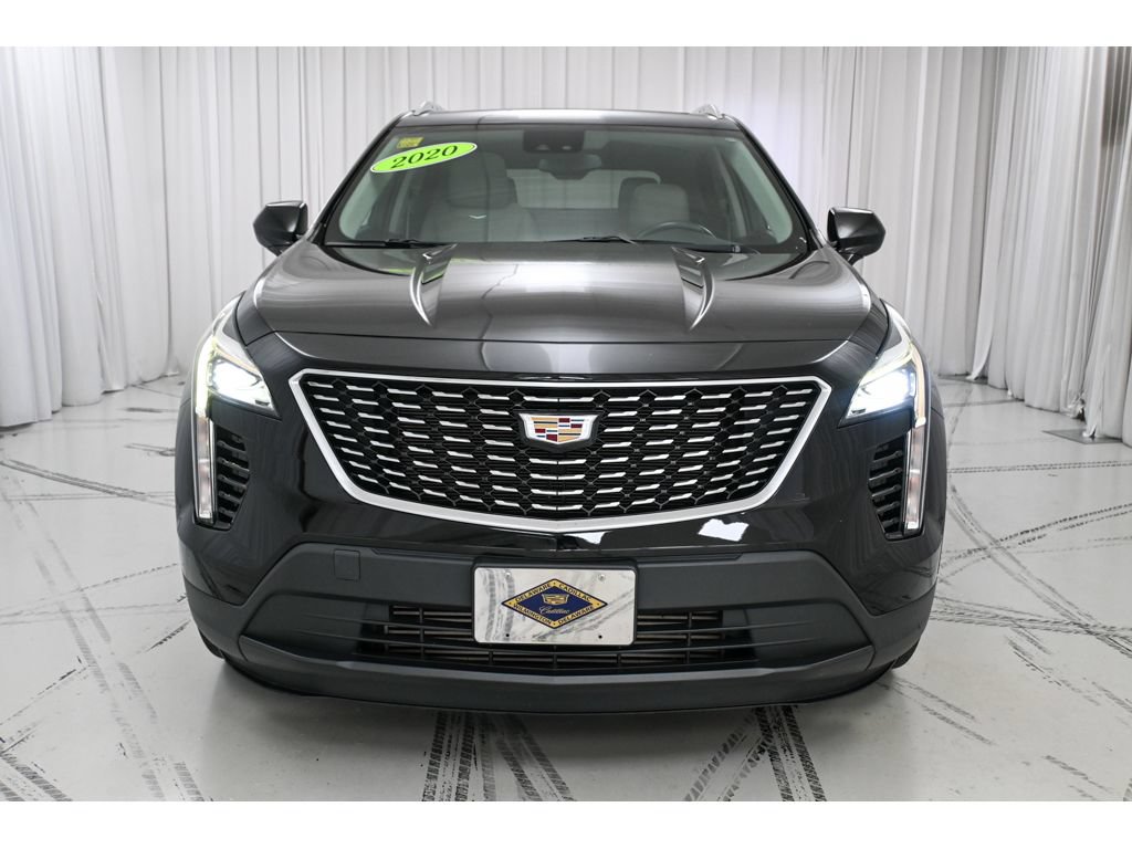 Used 2020 Cadillac XT4 Luxury w/ Cold Weather Package AWD/4WD image 3
