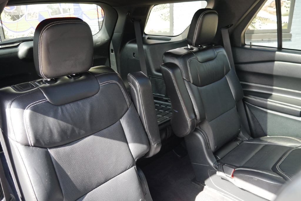 Used 2024 Ford Explorer ST w/ Equipment Group 401A AWD/4WD image 17