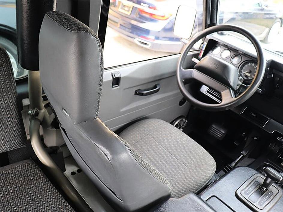 Used 1997 Land Rover Defender 90 AWD/4WD image 29