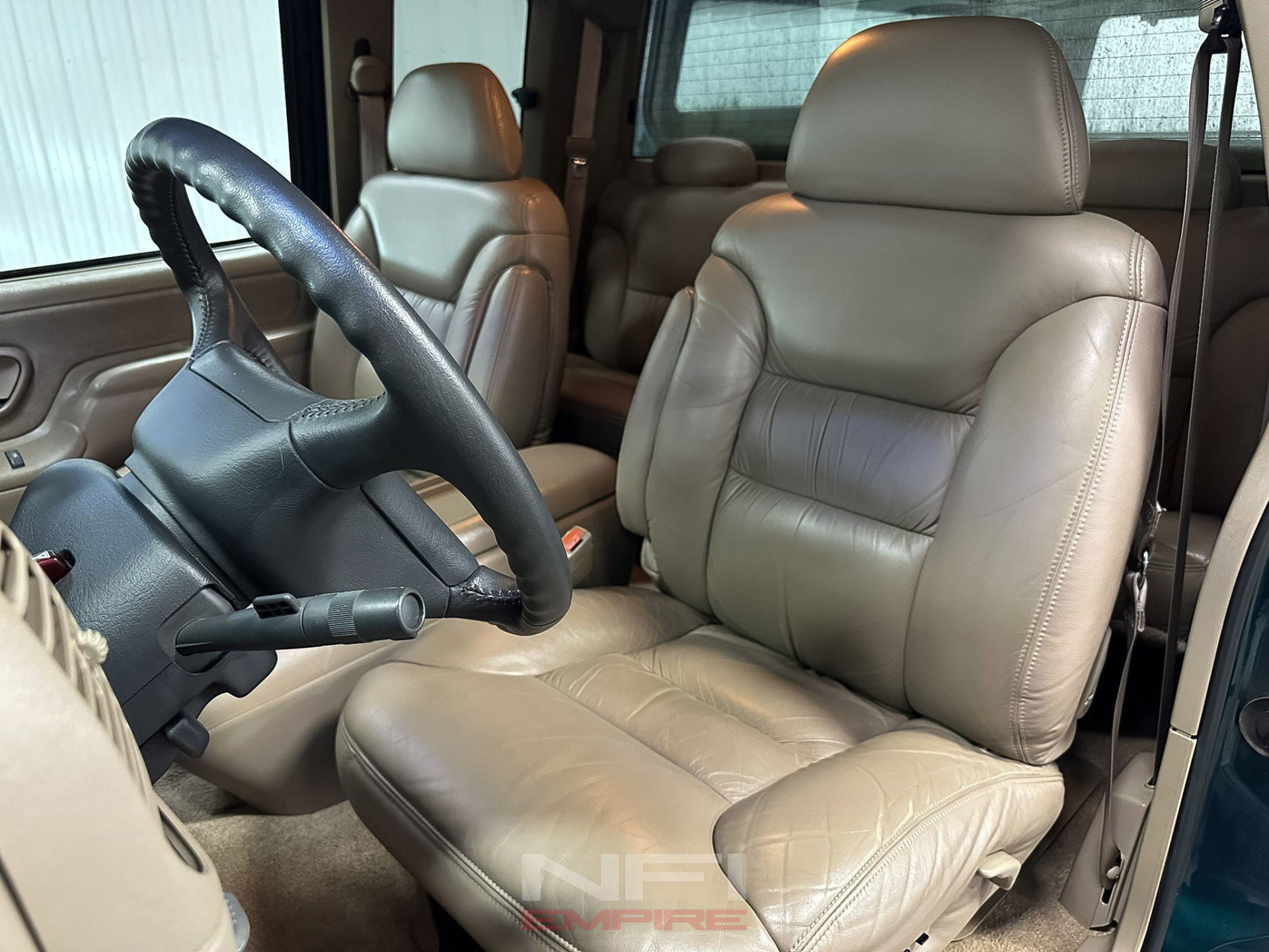 Used 1996 Chevrolet Silverado 3500 2WD Extended Cab image 24
