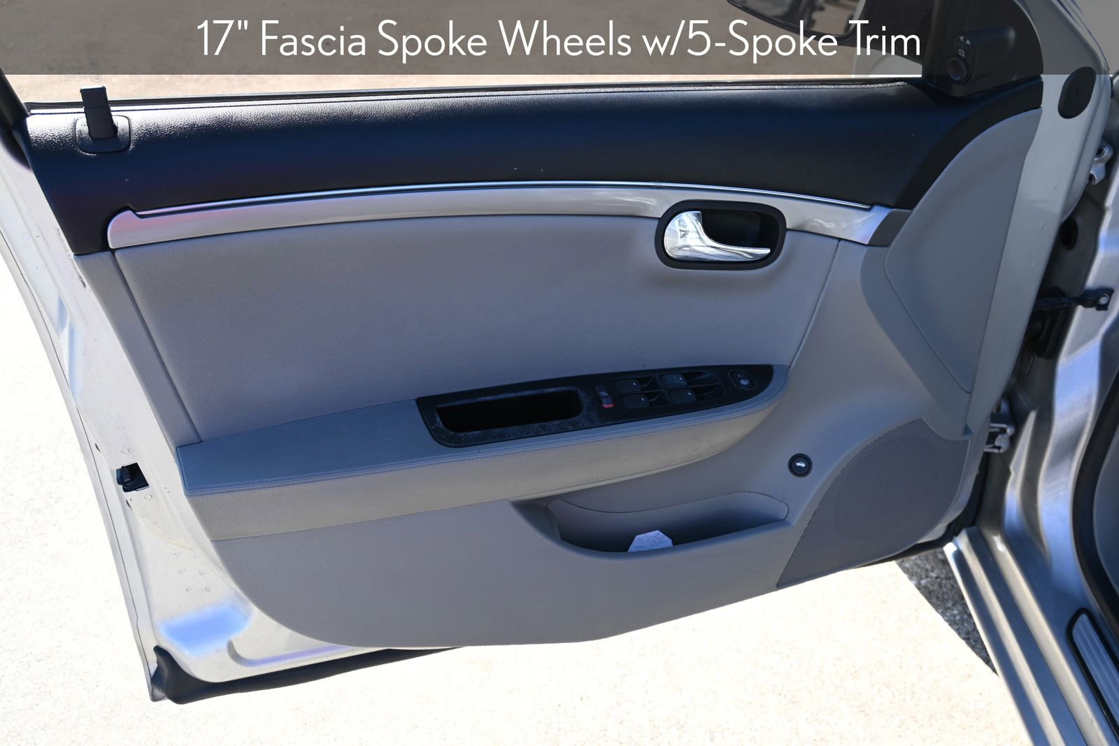 Used 2007 Saturn Aura XE image 9