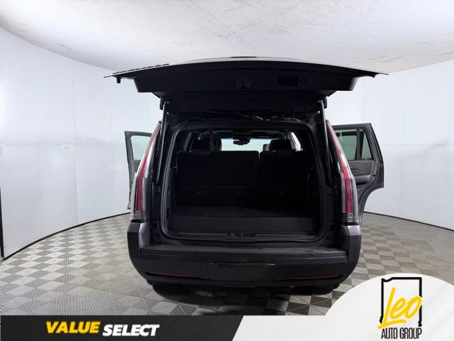 Used 2016 Cadillac Escalade Platinum AWD/4WD image 14