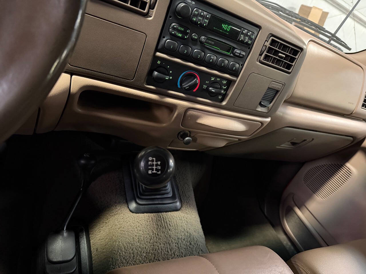 Used 1999 Ford F250 Lariat AWD/4WD image 7
