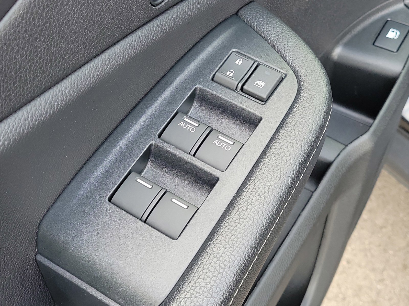 Used 2023 Honda Ridgeline RTL image 14