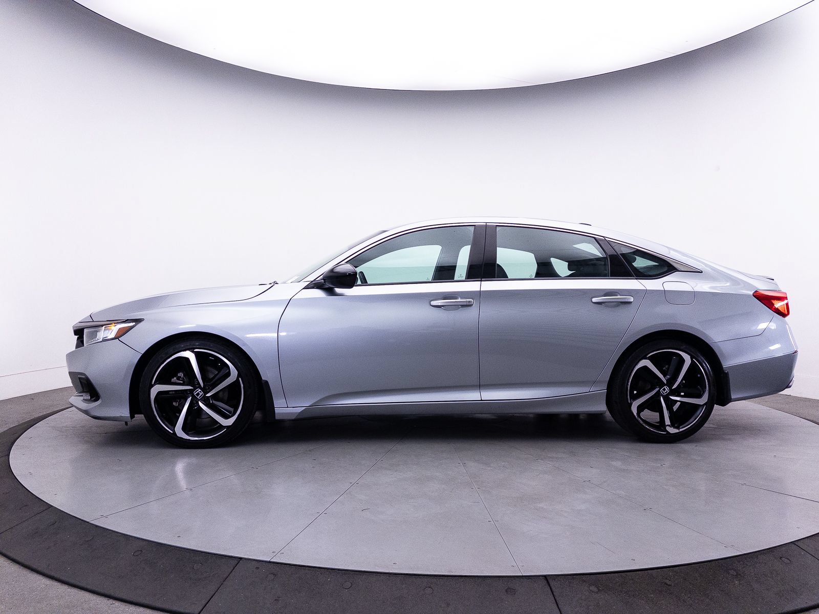 Used 2022 Honda Accord Sport image 39