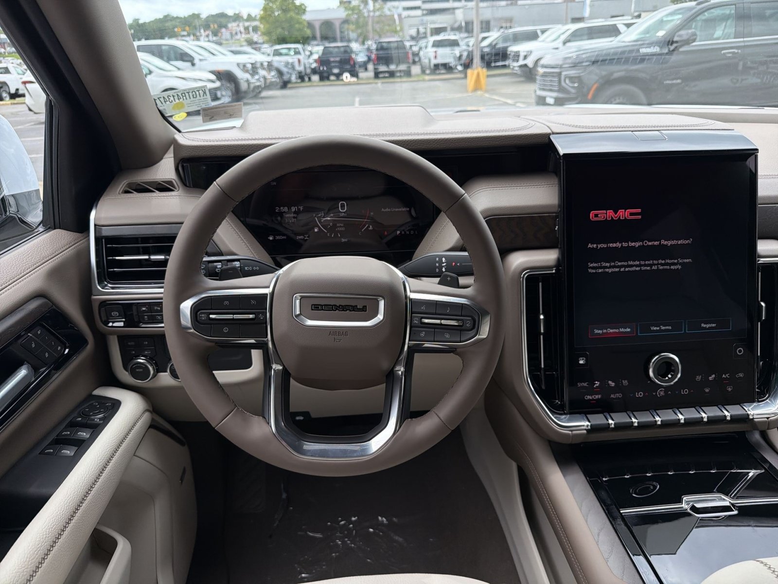 New 2026 GMC Yukon Denali w/ Sun & Power Step Package AWD/4WD image 16