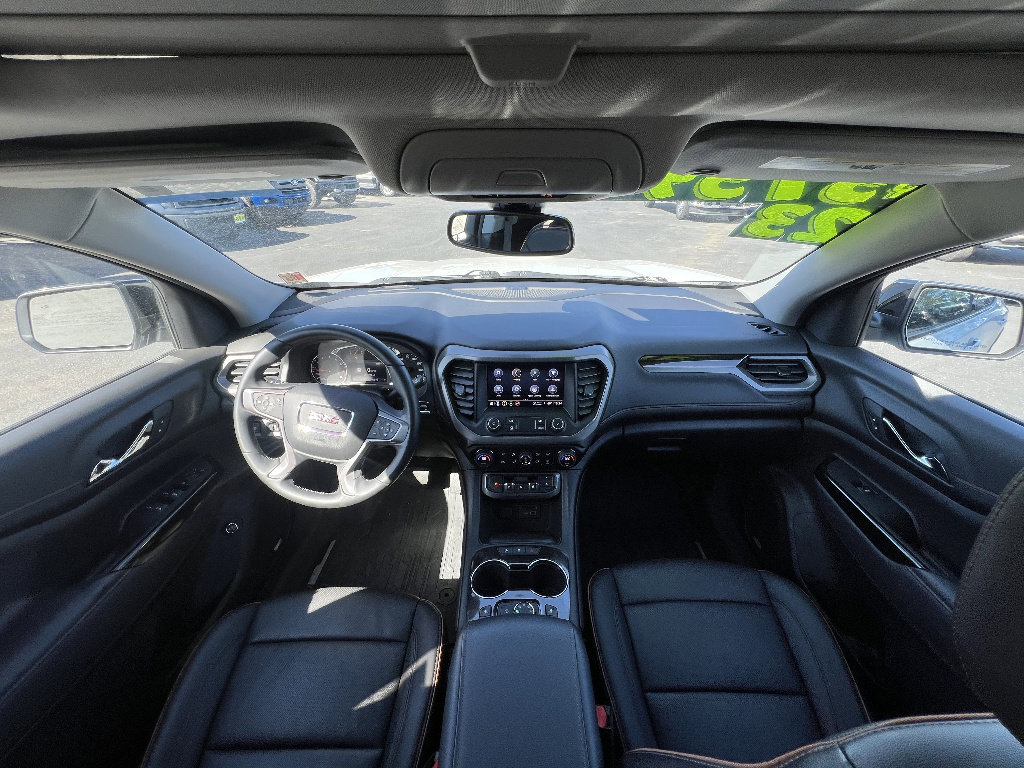 Used 2023 GMC Acadia AT4 w/ Trailering Package AWD/4WD image 14