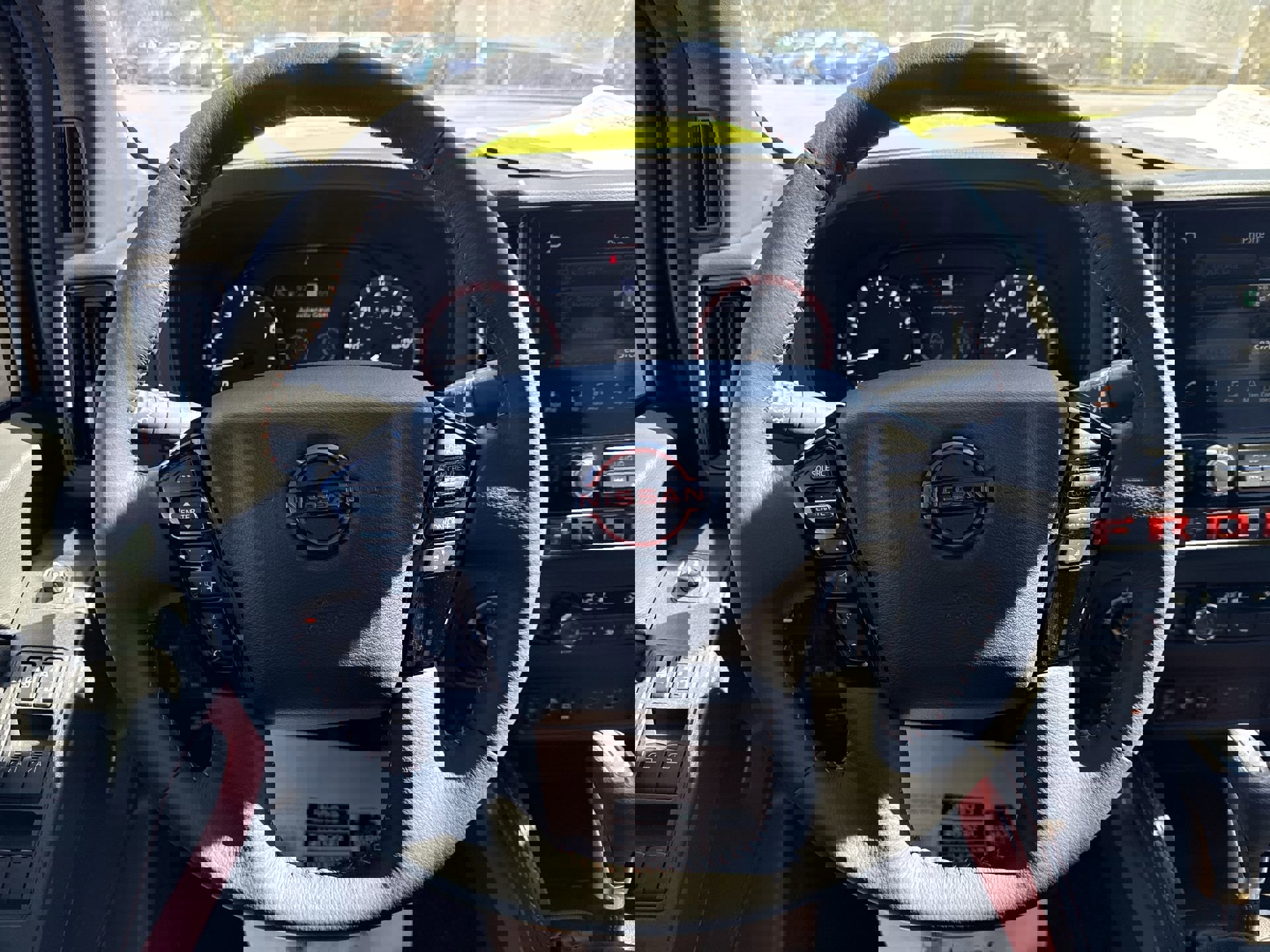 Used 2026 Nissan Frontier PRO-4X w/ Pro Premium Package image 11