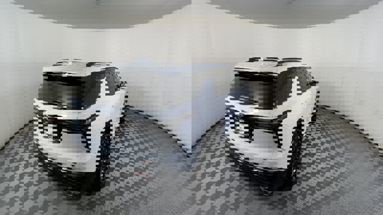 New 2026 Chevrolet Traverse RS w/ LPO, Floor Liner Package image 69