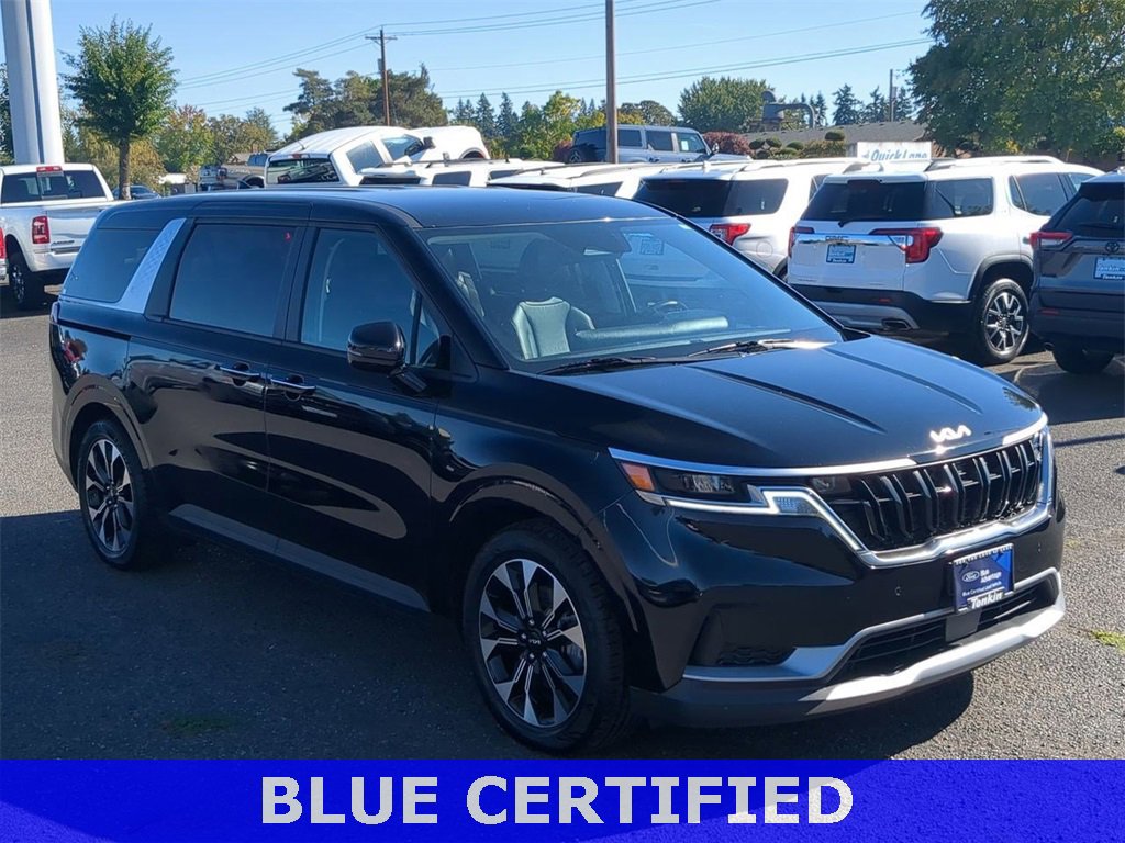 Used 2024 Kia Carnival EX image 7