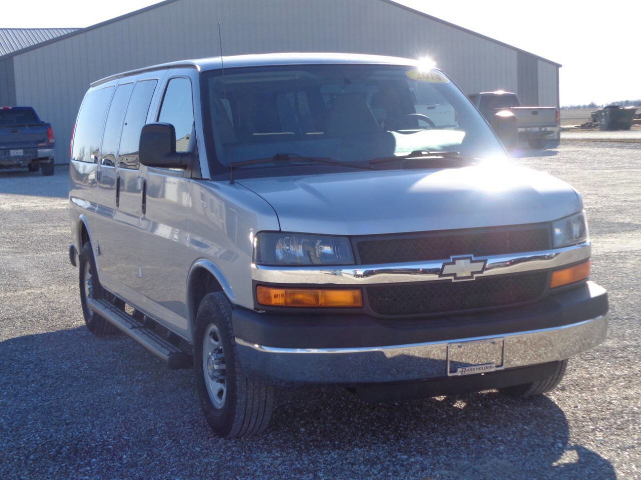 Used 2014 Chevrolet Express 3500 LT w/ LT Preferred Equipment Group image 4